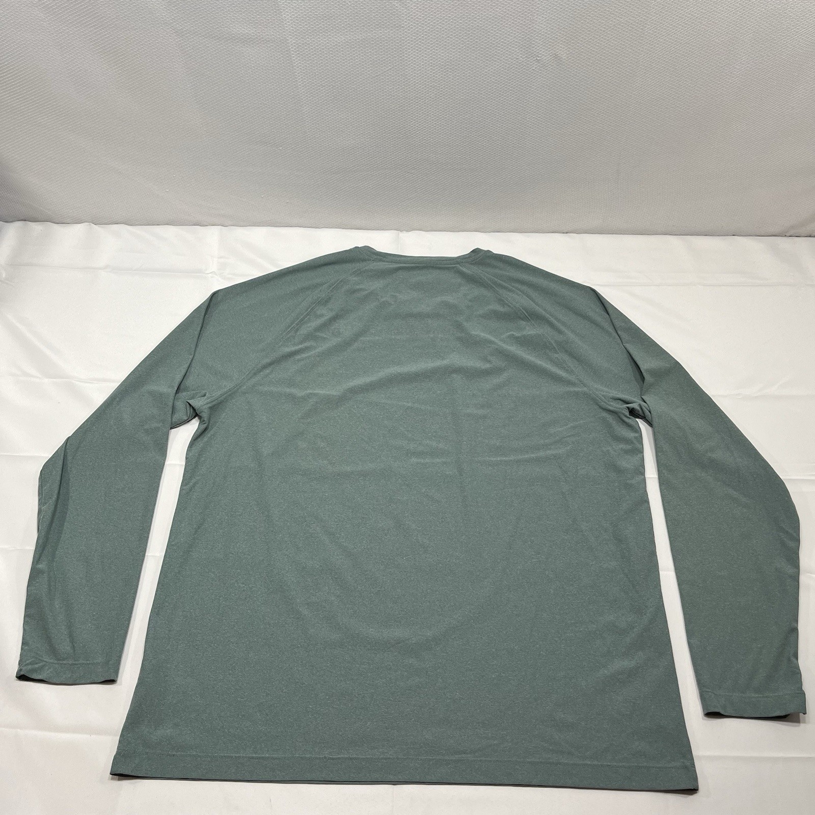 Rhone Mens Size XXL Reign Long Sleeve Shirt Green Nylon Blend Gym Run Workout gallery