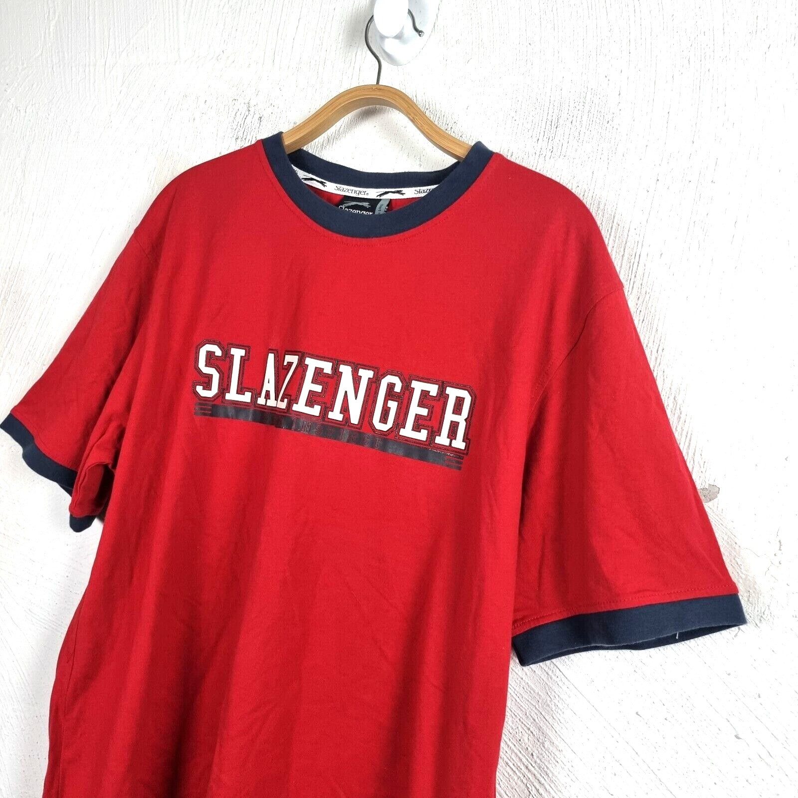 New SLAZENGER Mens T-Shrt Size L Red Stretch Knit Short Sleeve gallery