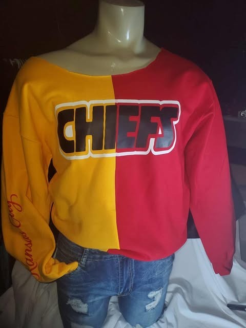 KC CHIEFS GLITTER KANSAS CITY raw edge sweatshirt cold shoulder off shoulder