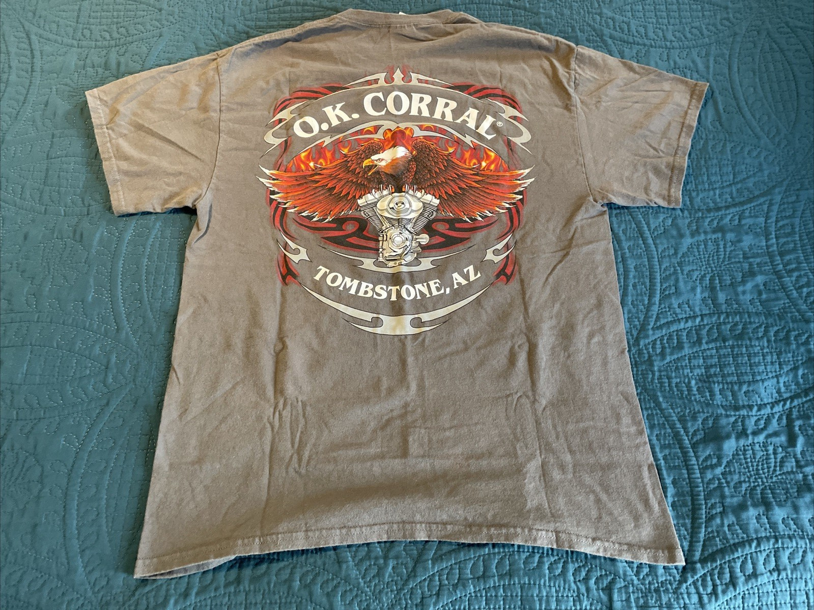 Ride or Die Saloon 2010 Gray T-shirt Gilden Tombstone AZ Large gallery