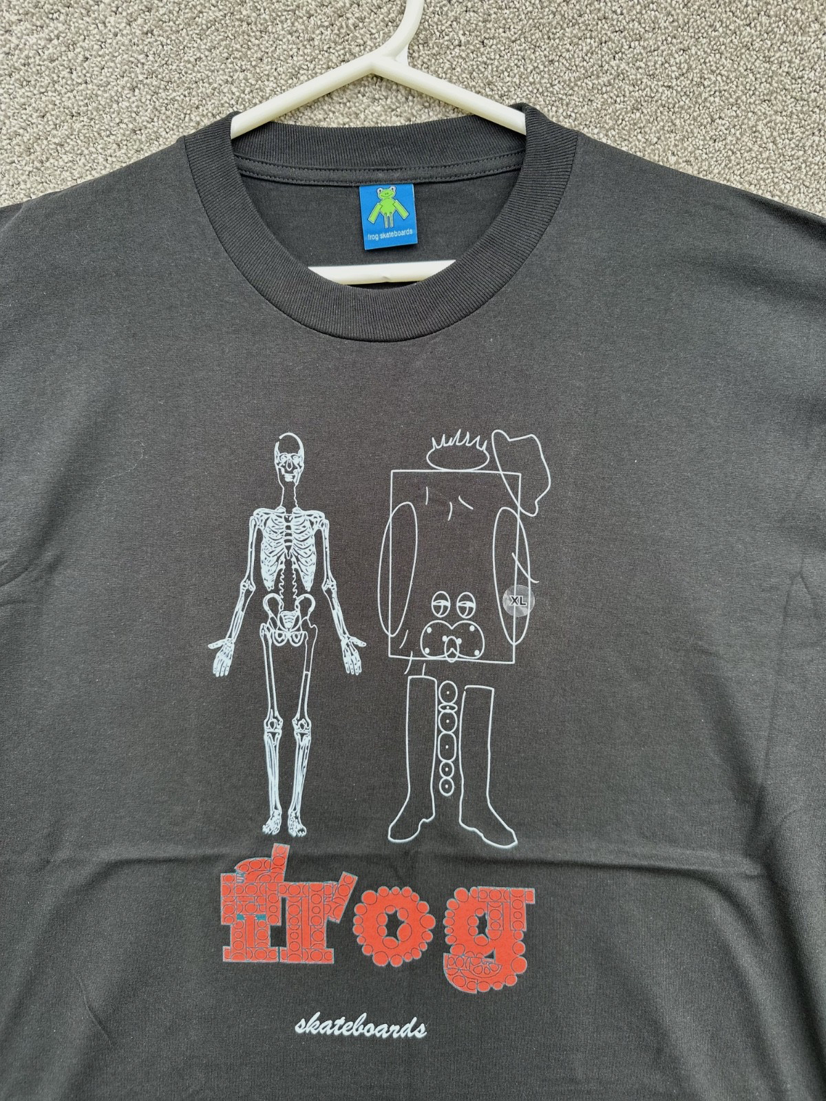 FROG Skateboards Vector Worlds Graphic Mens Tee Size XL Black New Without Tags gallery