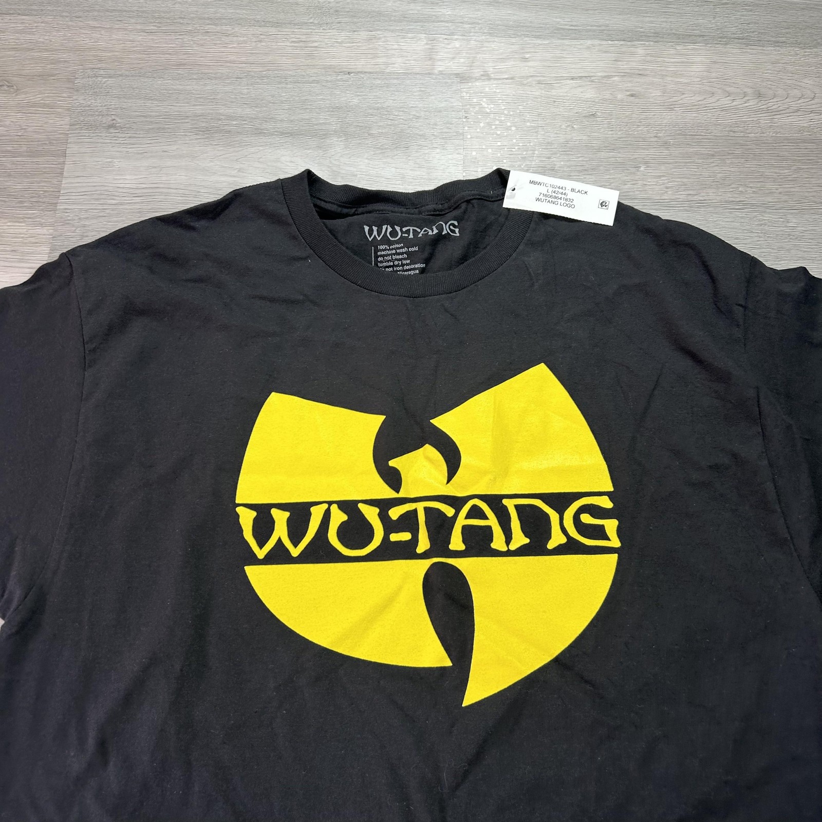 NEW Wu-Tang Clan Shirt Mens Large Black Logo Graphic Hip Hop Music Tagless Tee gallery