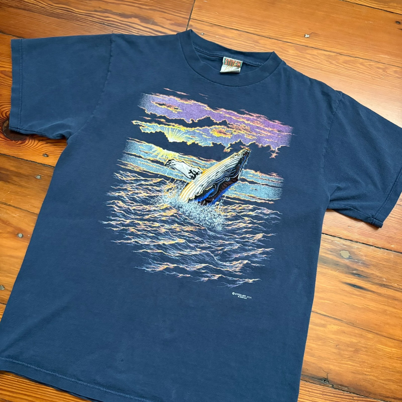 Vintage Whale Nature Art T-Shirt Men's Size L Navy Blue 1990s Embroidered gallery