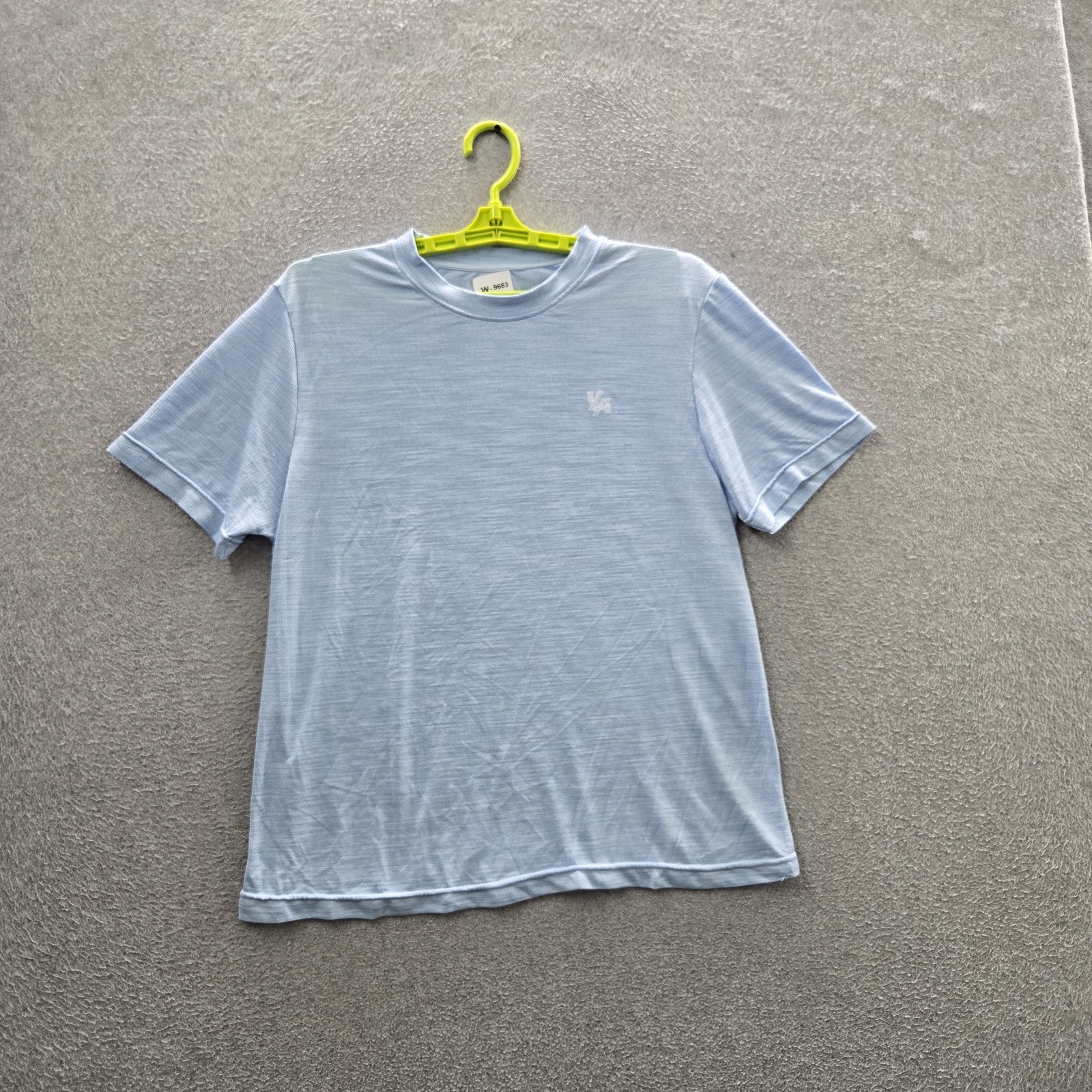 Youngla Men Shirt L Light Blue Logo Short Sleeve