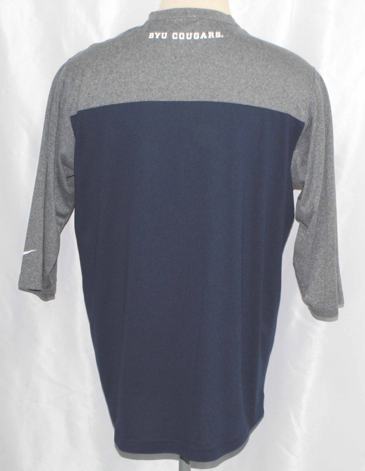 Nike Dri Fit Brigham Young Cougars 3 Button Henley 3/4 Sleeve Shirt Mens Size XL gallery