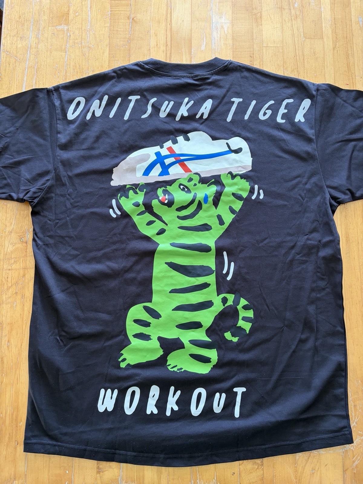 Onitsuka Tiger Oversized Graphic T-Shirt Unisex Lifestyle Black Large (Japan)