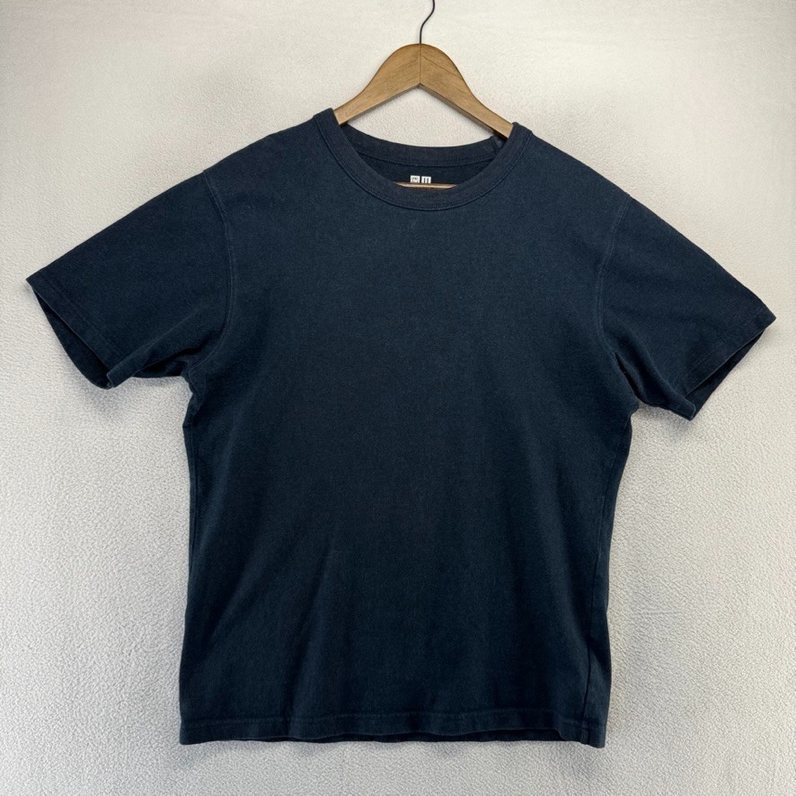 Uniqlo Blank Shirt Men's medium Blue Navy Crewneck Heavyweight Thick Collar Crew gallery