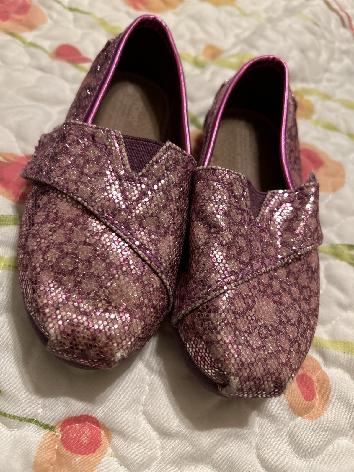 TOMS Toddler Classic Tiny Glitter Slip On Flats Pink Shoes Size T8