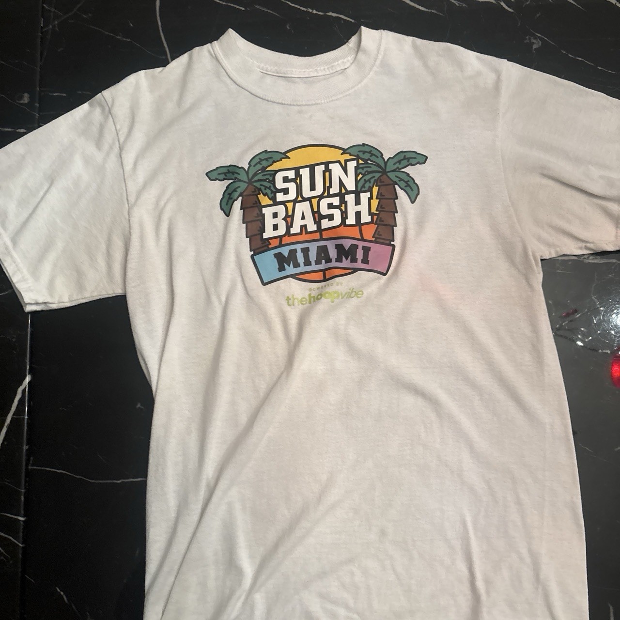 thehoopvibe Men's M White Sun Bash Miami Graphic Logo Crew Neck T-Shirt gallery