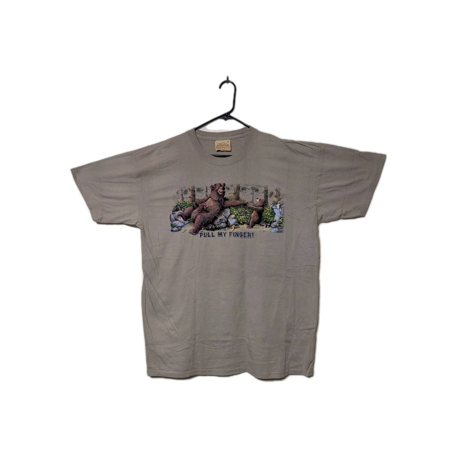 The Mountain Mens T-Shirt Vintage Beige Pull My Finger Leather Tag XL #5041 gallery