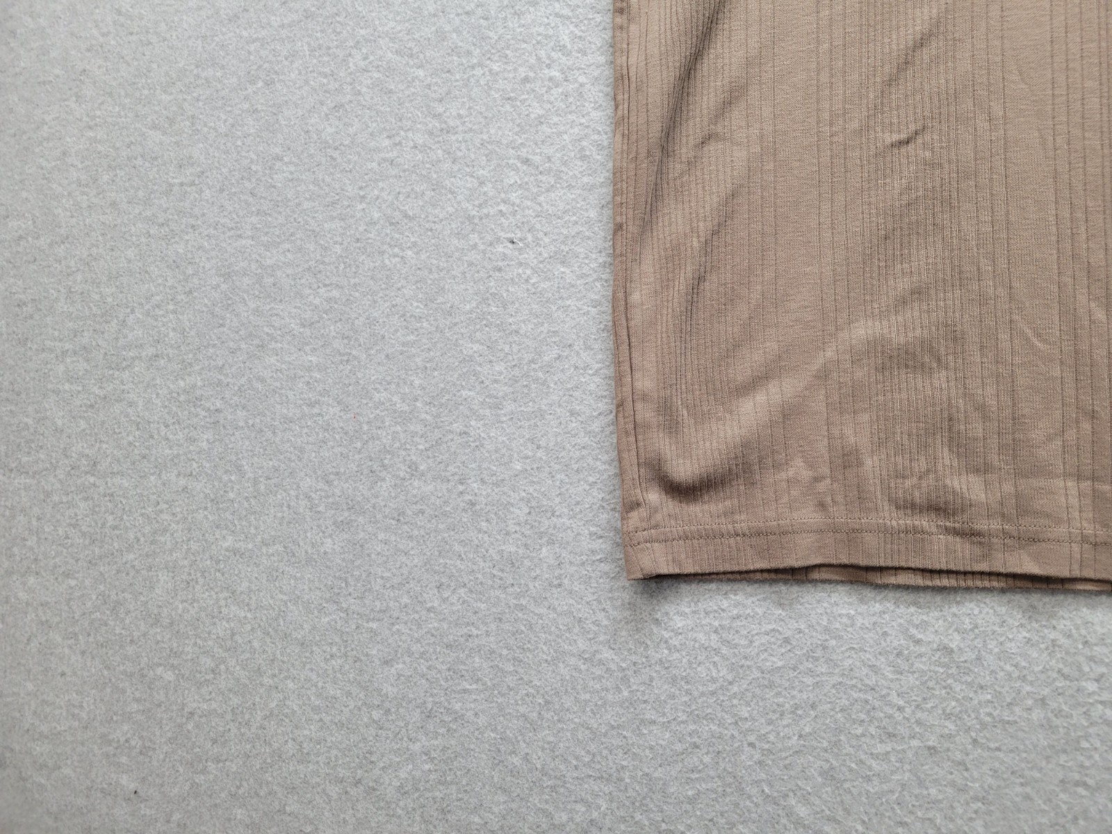 Clairborne Men Shirt XL Brown Crew Neck Short Sleeve Flat Front Casual Tee gallery
