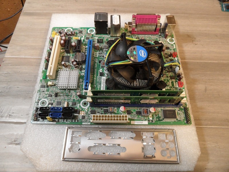 Intel DH61BE Motherboard With i3-2100 CPU and 4 Gb With I/O Shield