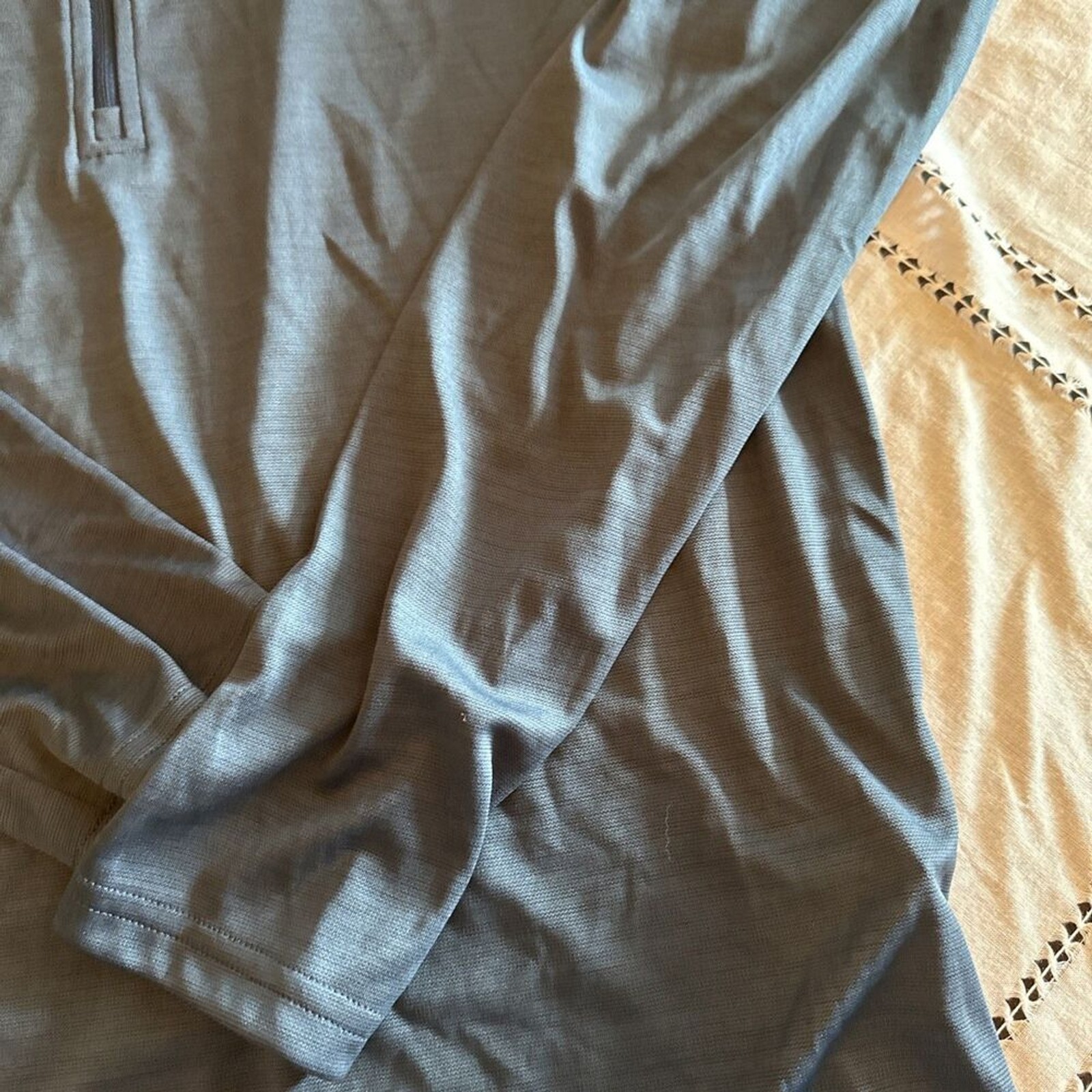 Under Armour Heatgear 1/4 Zip Sweater Men's Large Long Sleeve Stretch Loose Fit gallery