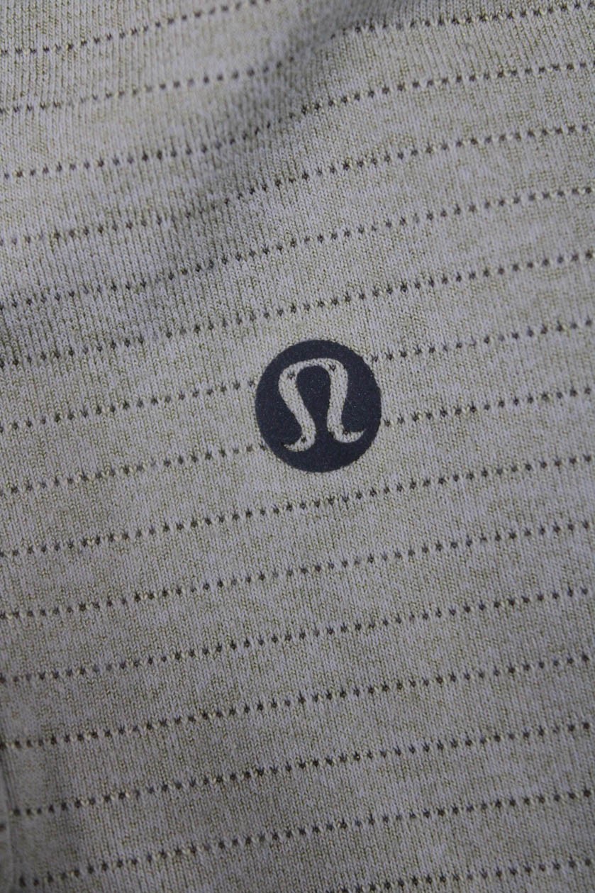Lululemon Mens Beige Striped Nylon Blend Crewneck Short Sleeve T-Shirt Size M gallery