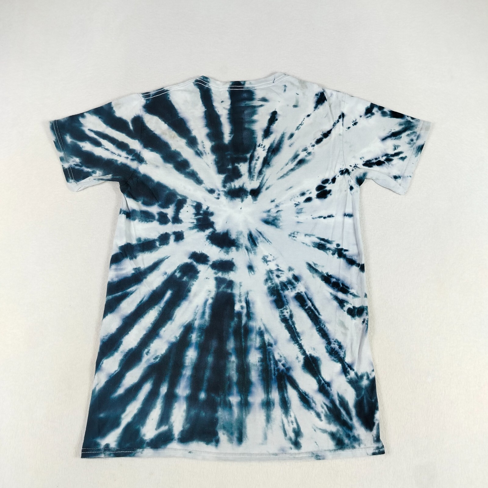 Liquid Blue Shirt Mens Small White Multicolored Tie Dye Kiss Destroyer Rock 70s gallery