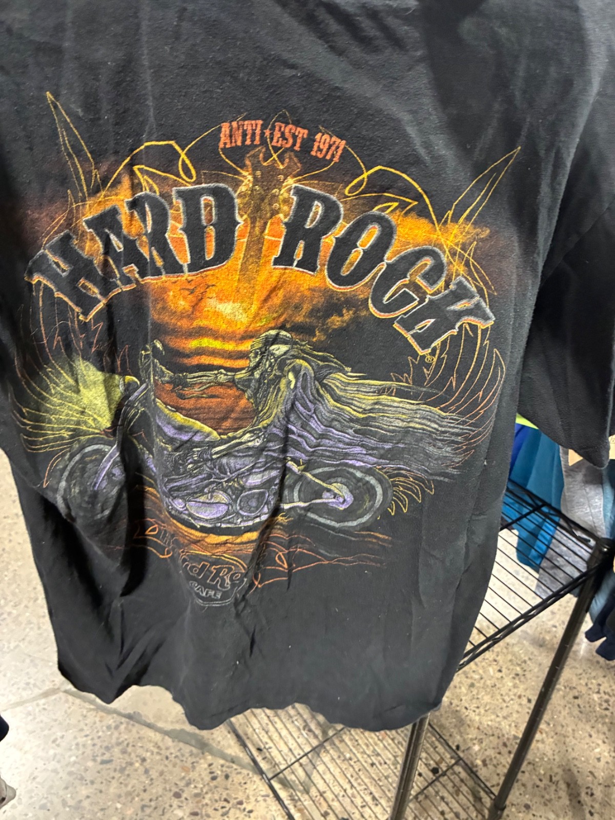 hard rock cafe kyoto t-shirt size large gallery