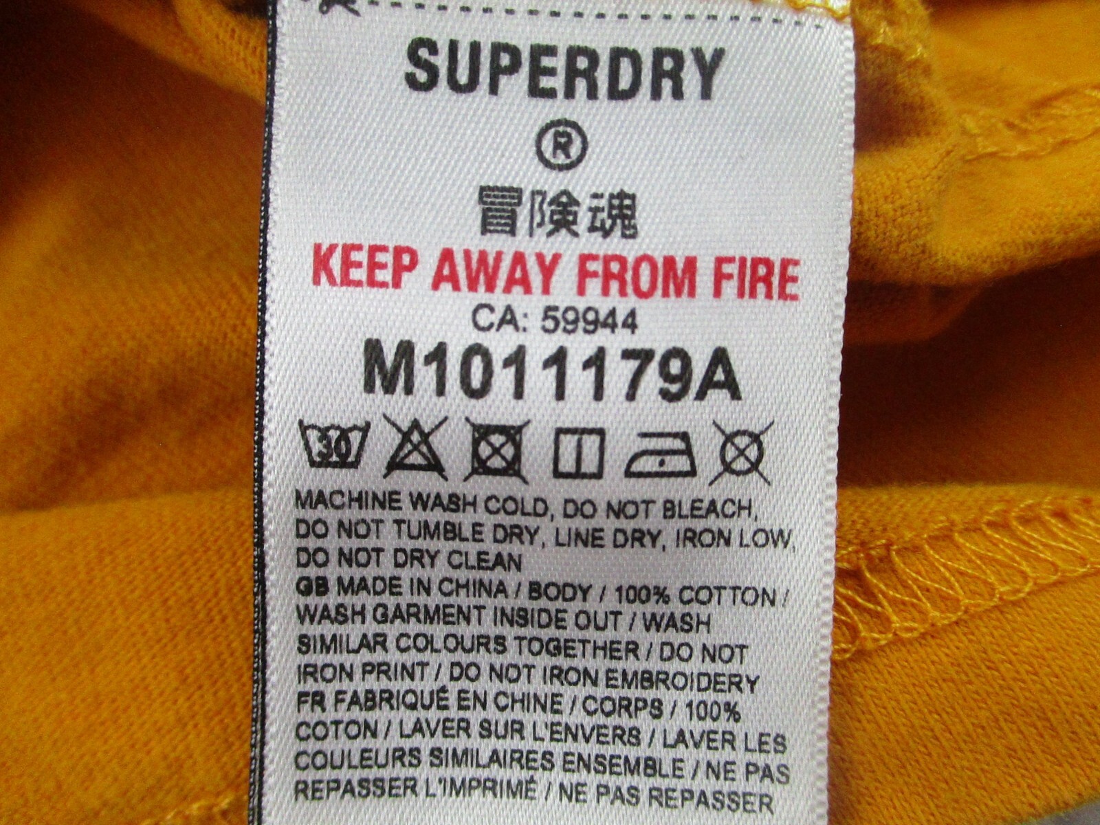 Superdry T-Shirt Mens Size Small Warriors No 1 Yellow Raised Stitching Logo S gallery