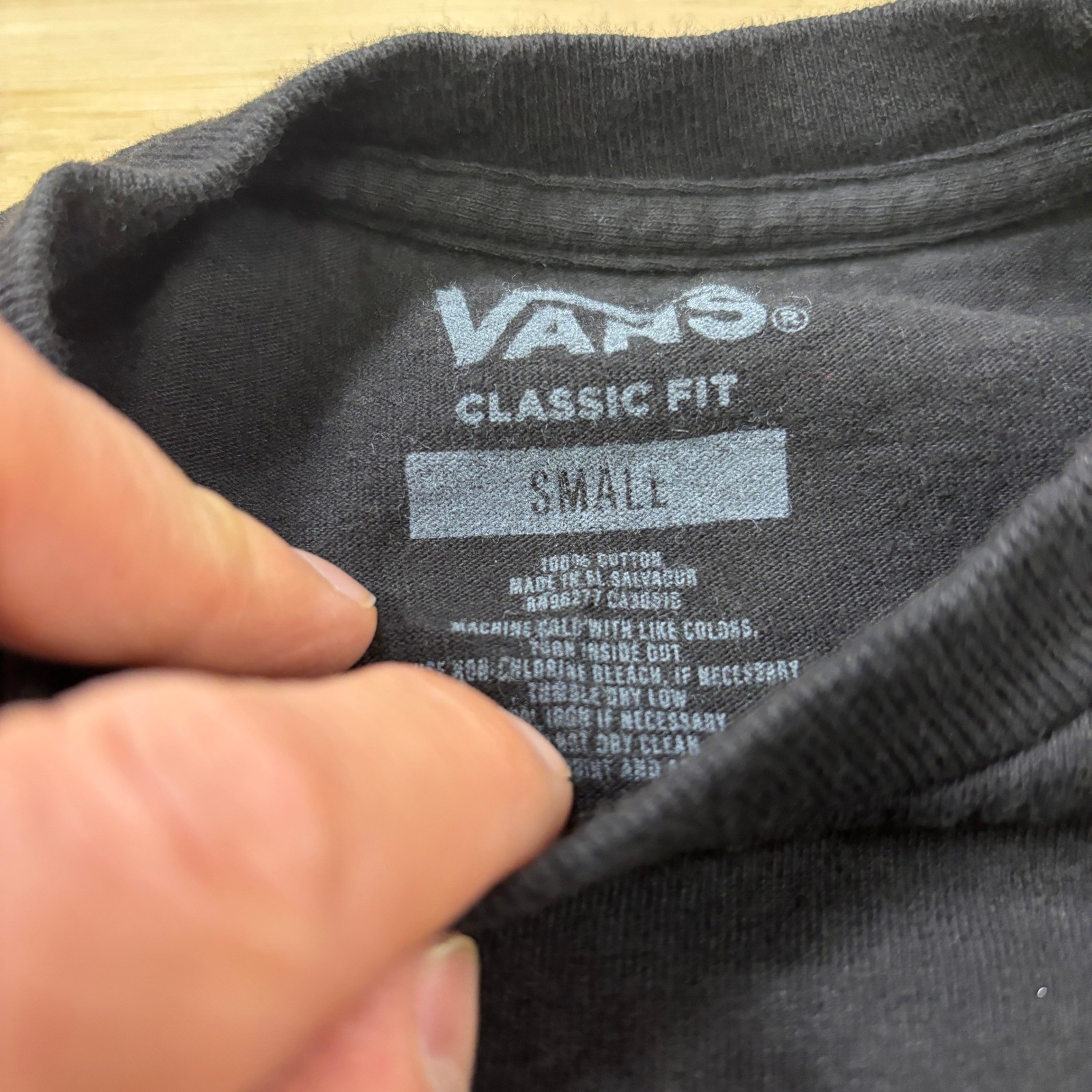 Vans Pride T-Shirt Mens Small Graphic Cotton Classic Fit Black Streetwear Tee gallery