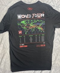 Under Armour World Tour Shirt Global Football Now Boarding Mens Size Large