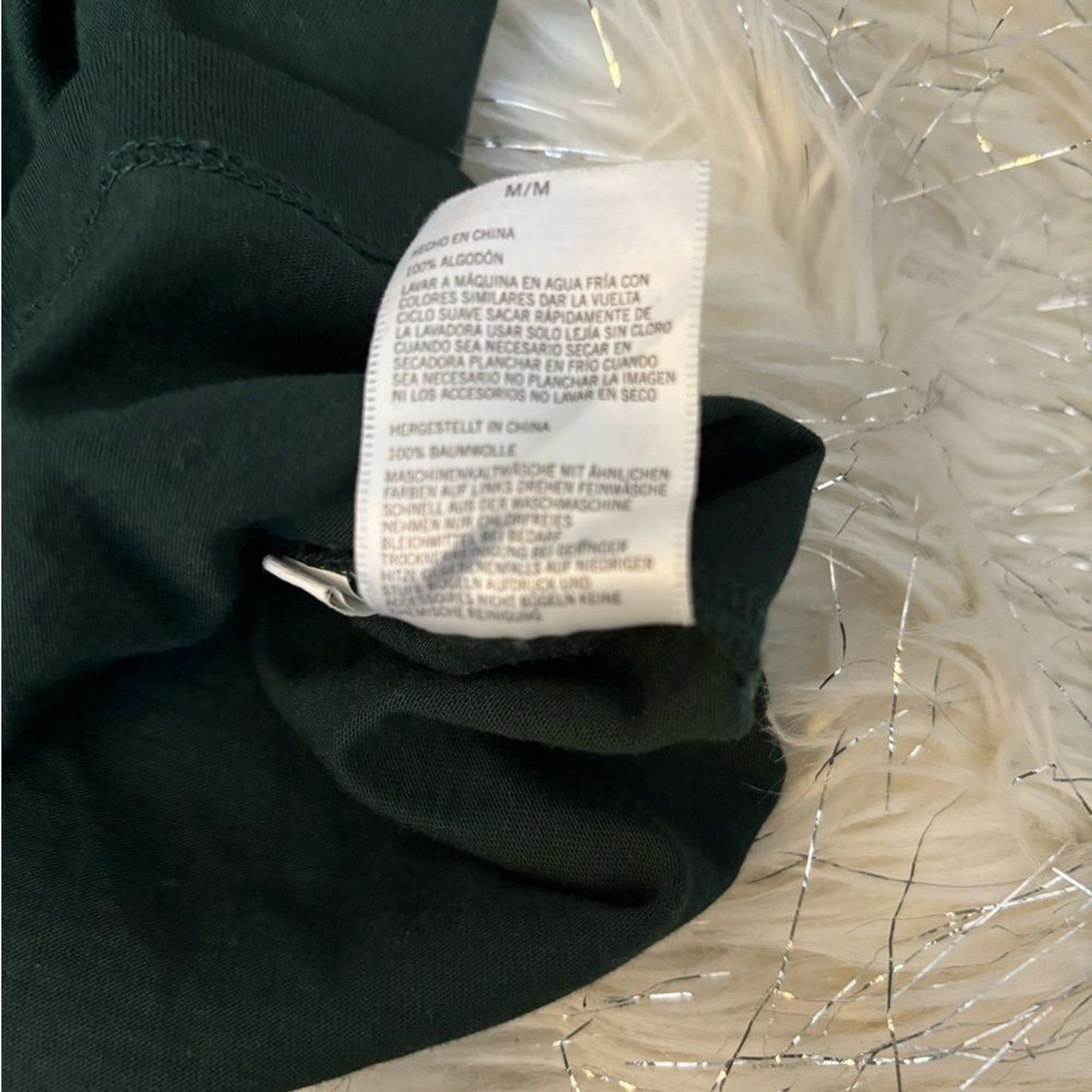 Nautica Men’s Round Neck Dark Green Long Sleeve Tee with Stripe Detail Size M gallery