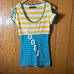 Coogi Vintage Striped Cold Shoulder Graphic Logo T-Shirt