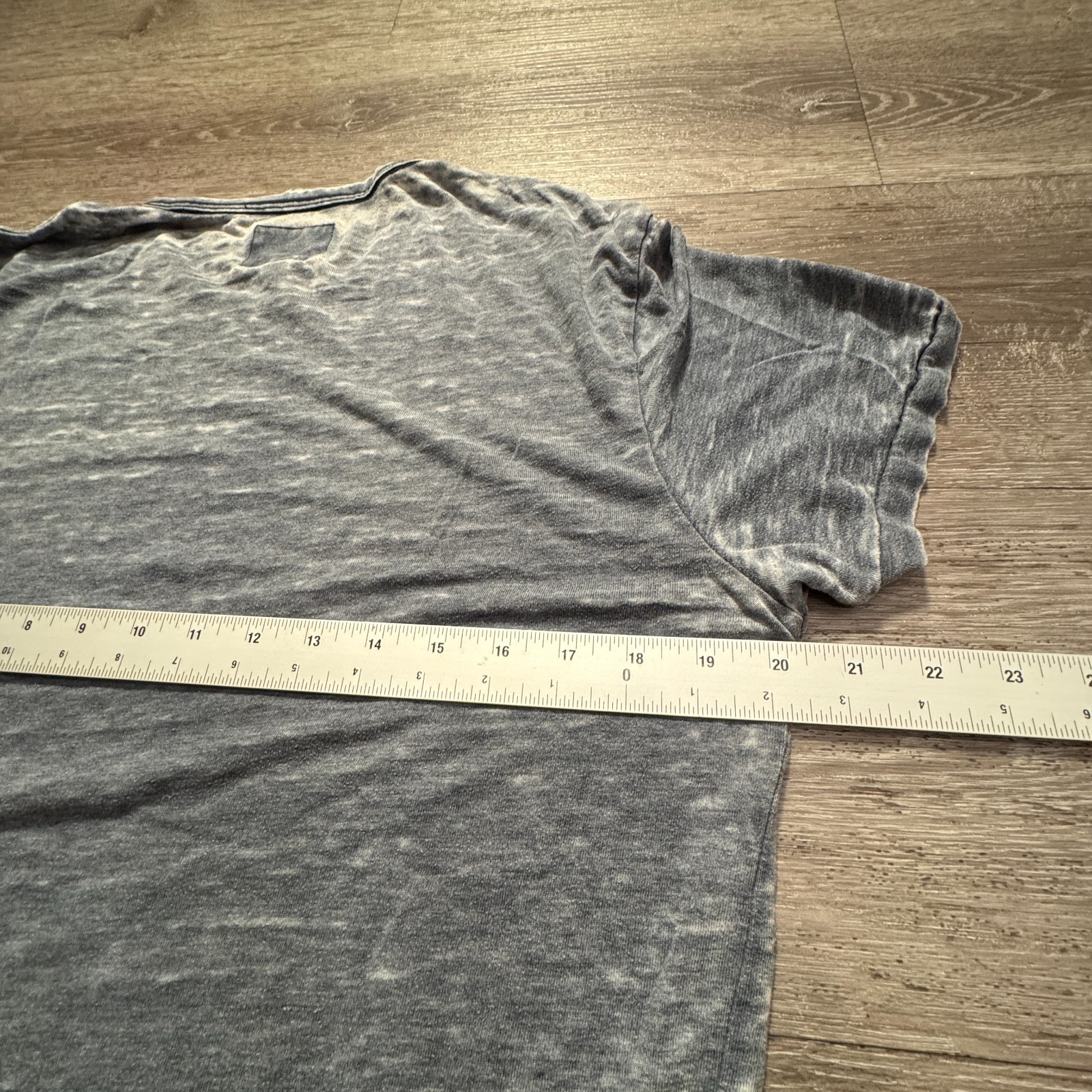Lucky Brand Shirt Mens Medium Gray Burnout Short Sleeve Lightweight Thin Crew gallery