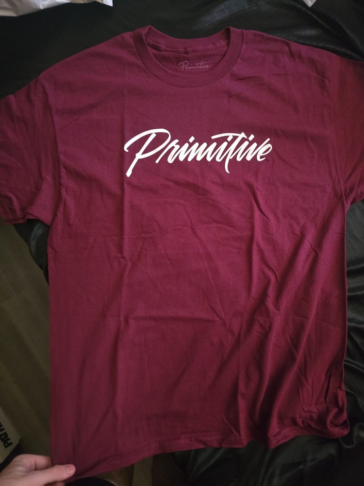 Primitive Skateboarding Nuevo Script Tee Burgundy, L