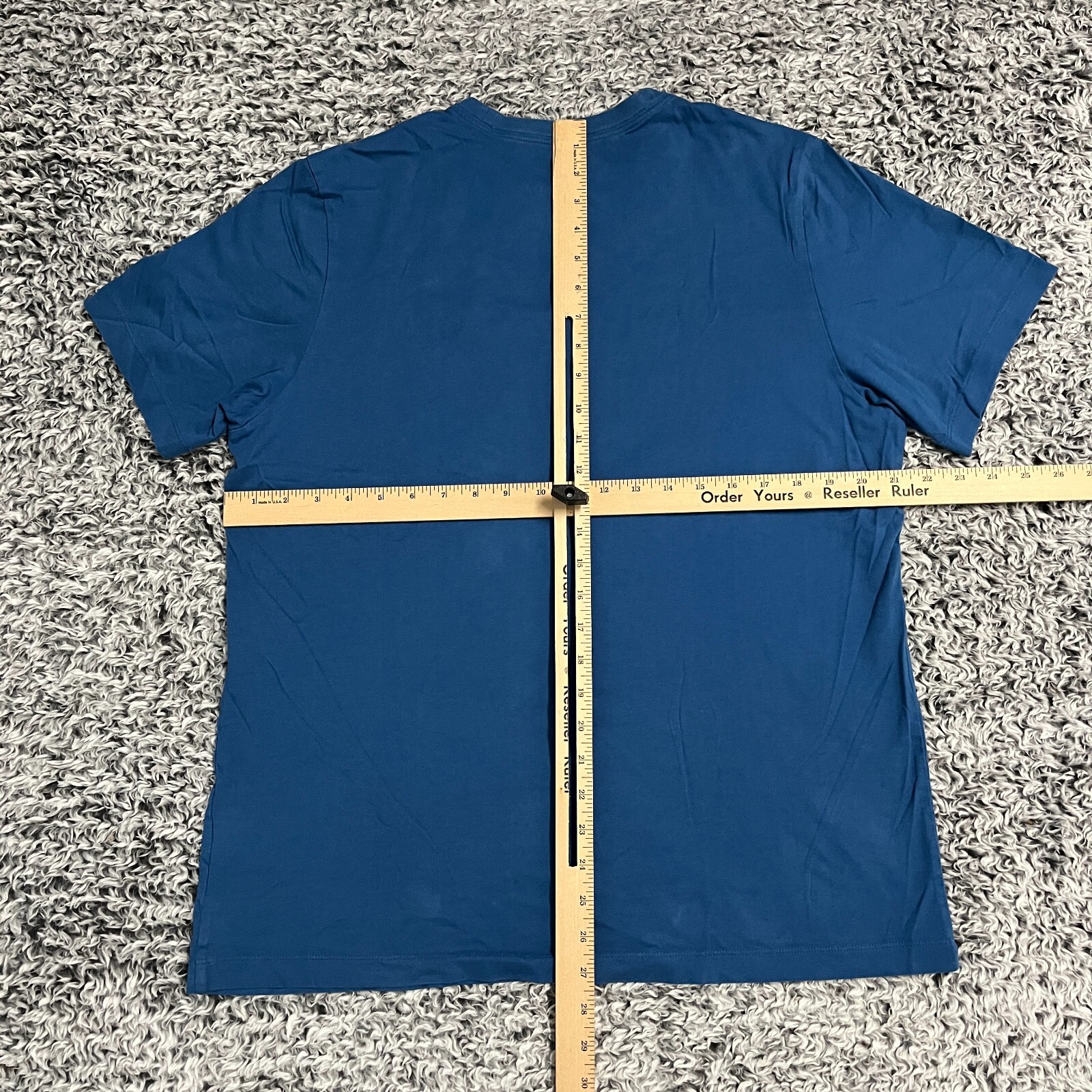 Nike Shirt Adult Large Blue White Logo Swoosh Activewear Short Sleeve Casual Men gallery