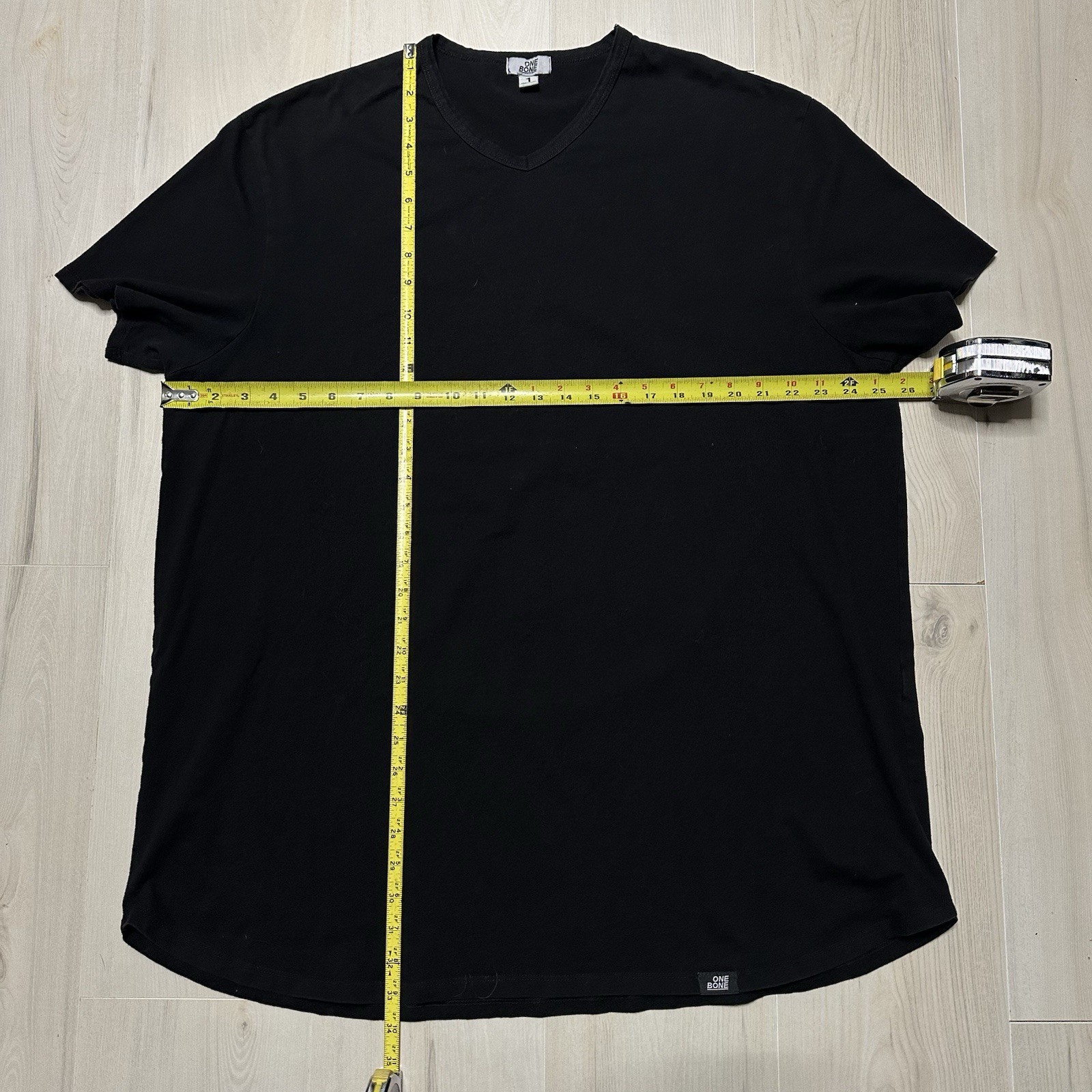 One Bone Men's T-shirt Size 1 XL Black Short Sleeve Classic Casual V Neck gallery
