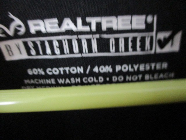 REAL TREE NEW EDGE MEN'S SLEEVELESS T-SHIRT SZ M NWT gallery