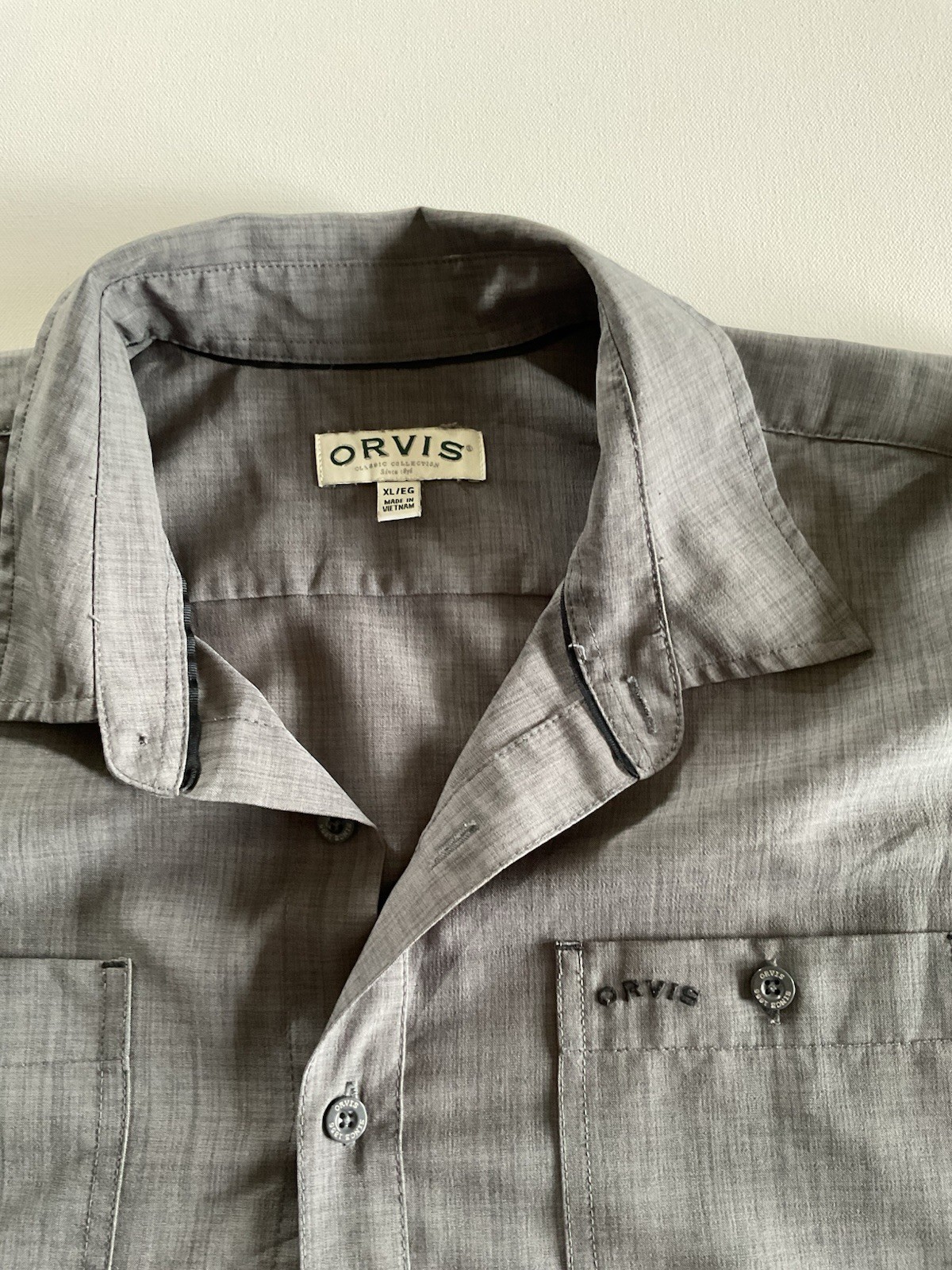 Orvis Gray Chambray Button-Up Shirt Men's Short Sleeve gallery