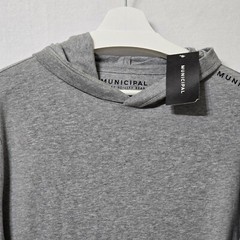$74 Municipal Enduro Stretch Long Sleeve Hooded T-Shirt Gray Small Tagless NWT