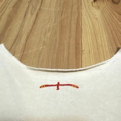 Two Moon Skipper Neck V-Neck Short Sleeve Sweatshirt Beige M 40/42