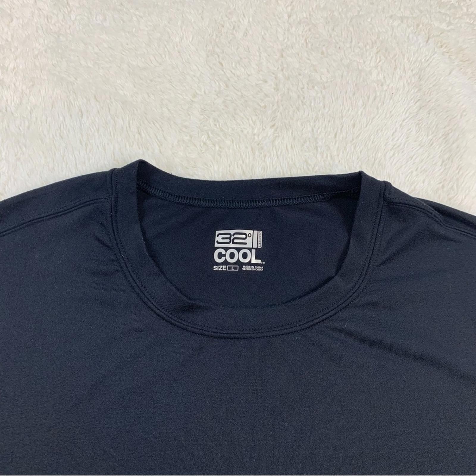 32 Degrees Men's Black Performance T-Shirt Wicking Athletic Crew Neck Tee gallery