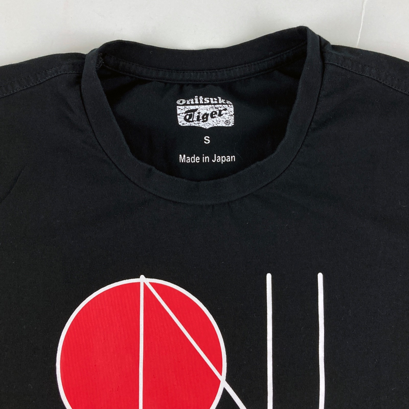 Onitsuka Tiger Black T-Shirt Small - Bauhaus Art Style gallery