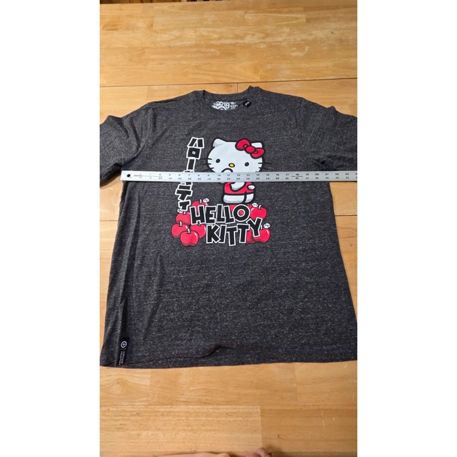 LRG Hello Kitty Apple Graphic Tee Gray Marled Sanrio Kawaii Shirt New Medium gallery