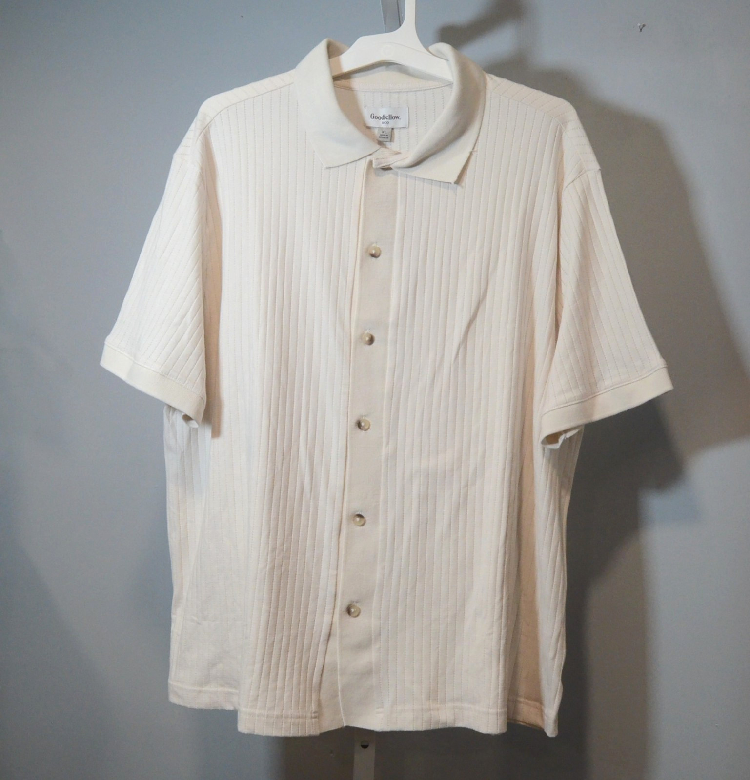 NWT Goodfellow & Co Men's XL Beige Ribbed Knit Button-up Shirt Short Sleeve gallery