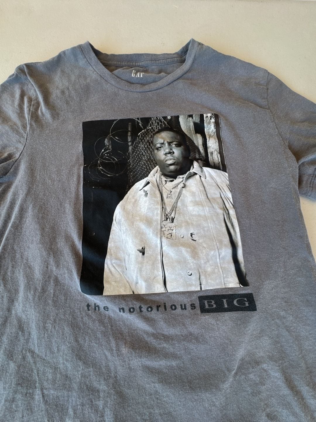 GAP The Notorious B.I.G. Biggie Smalls Graphic T-Shirt gallery