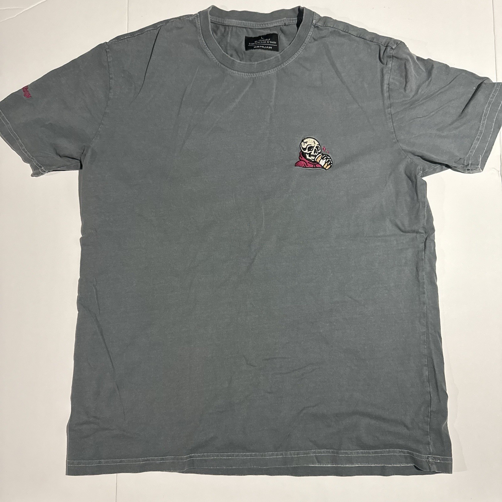 Renuar Charcoal Gray Embroidered Skull Drinking Coffee Tshirt Size Large gallery