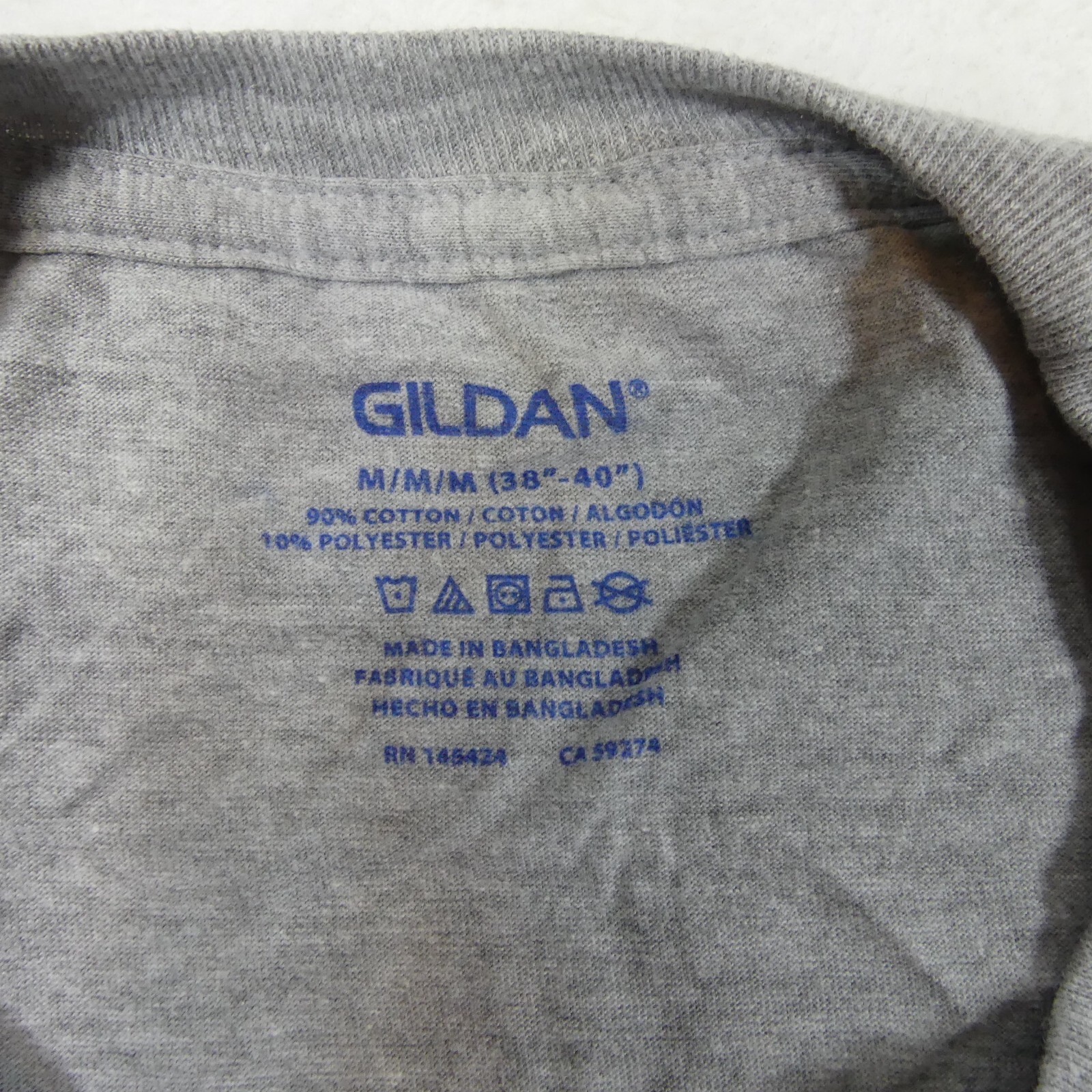 Gildan Shirts Mens Medium 38/40 Black Gray Short Sleeve Cotton Blend Set Of 5 gallery