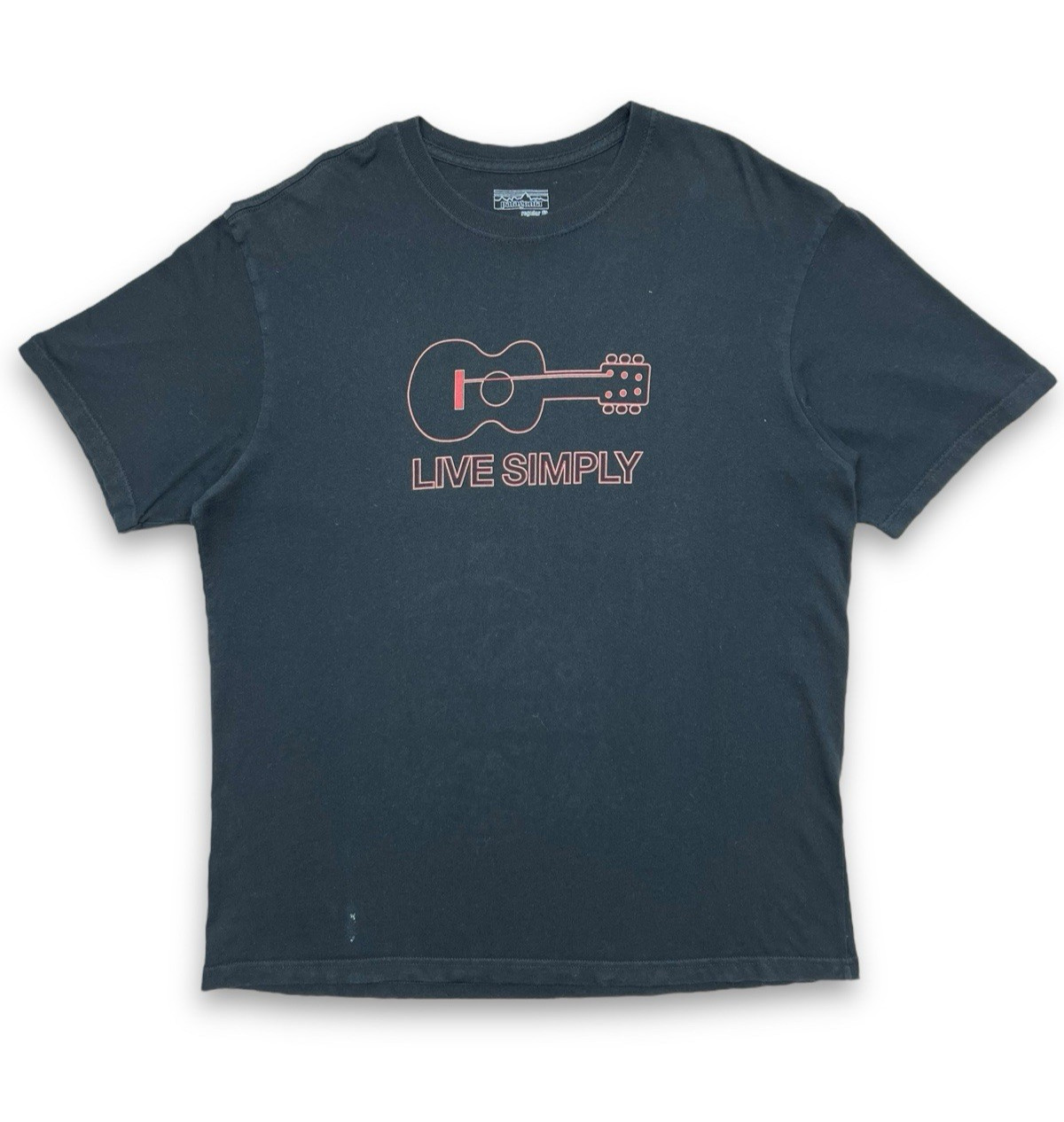 Patagonia Live Simply One String Guitar Logo Black Tee-Shirt Size Large