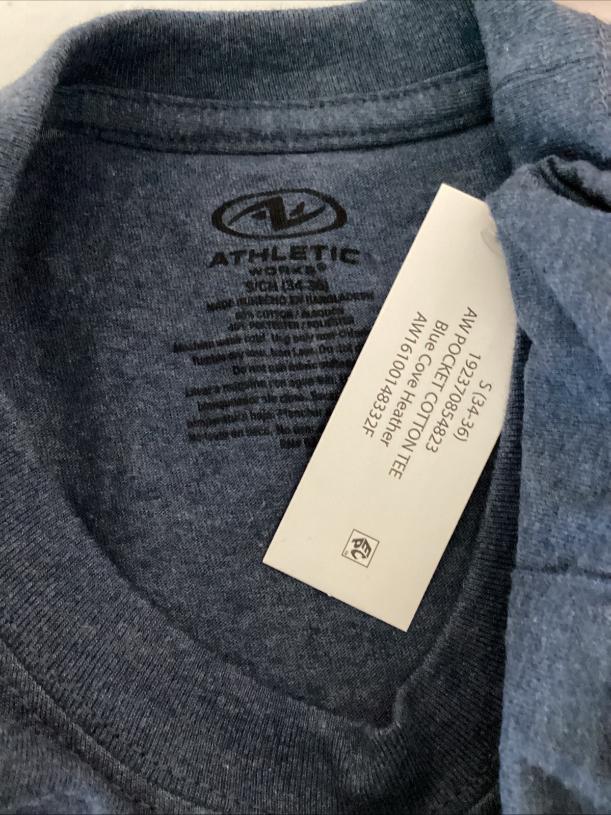ATHLETIC WORKS Breathable Navy Blue Short Sleeve Crew Neck Pocket T-Shirt Sz S* gallery