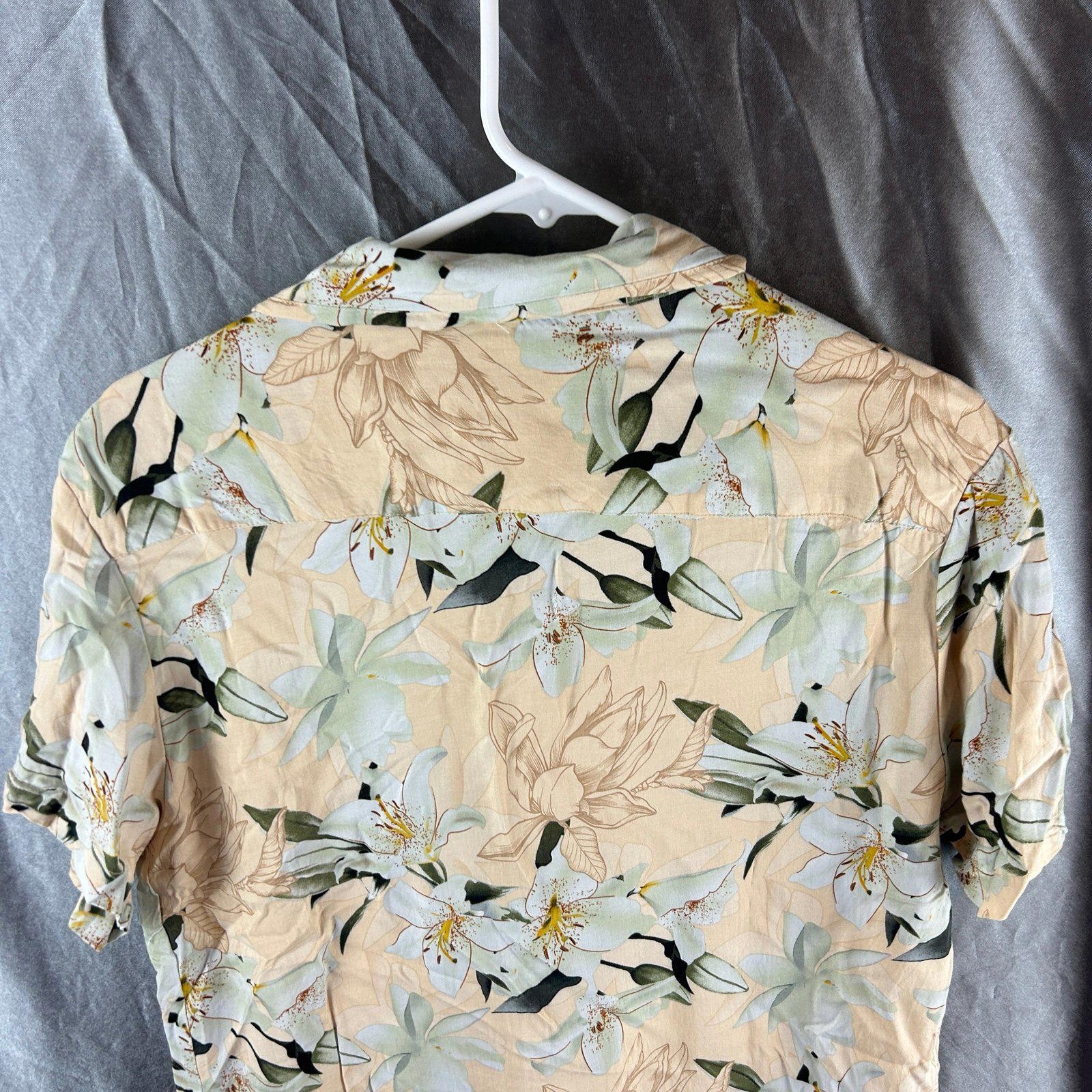 Denim & Flower Ricky Singh Men's Large Floral Button Front Camp Shirt Beige gallery