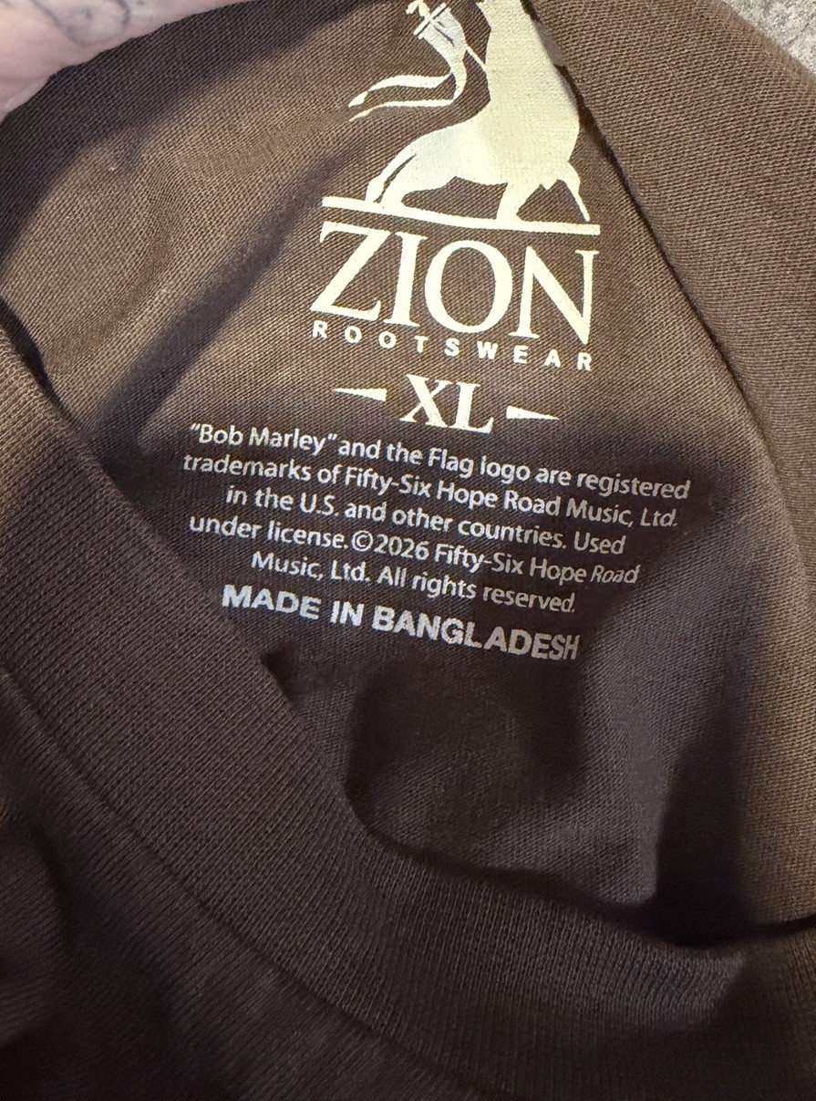 Bob Marley Catch A Fire T-Shirt XL Zion Rootswear Licensed Graphic Tee gallery