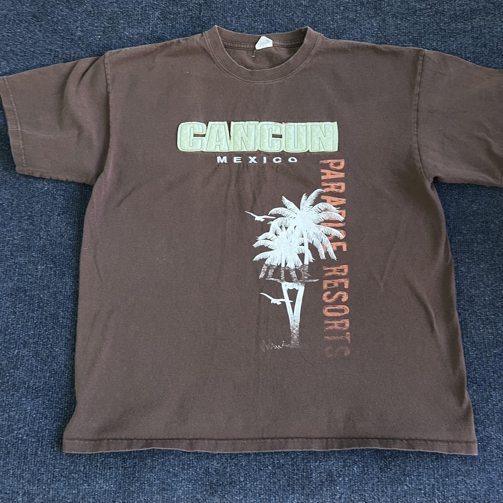 Y2K Cancun Mexico Paradise Resorts Yazbek Shirt Mens Large Brown Tee T-Shirt gallery