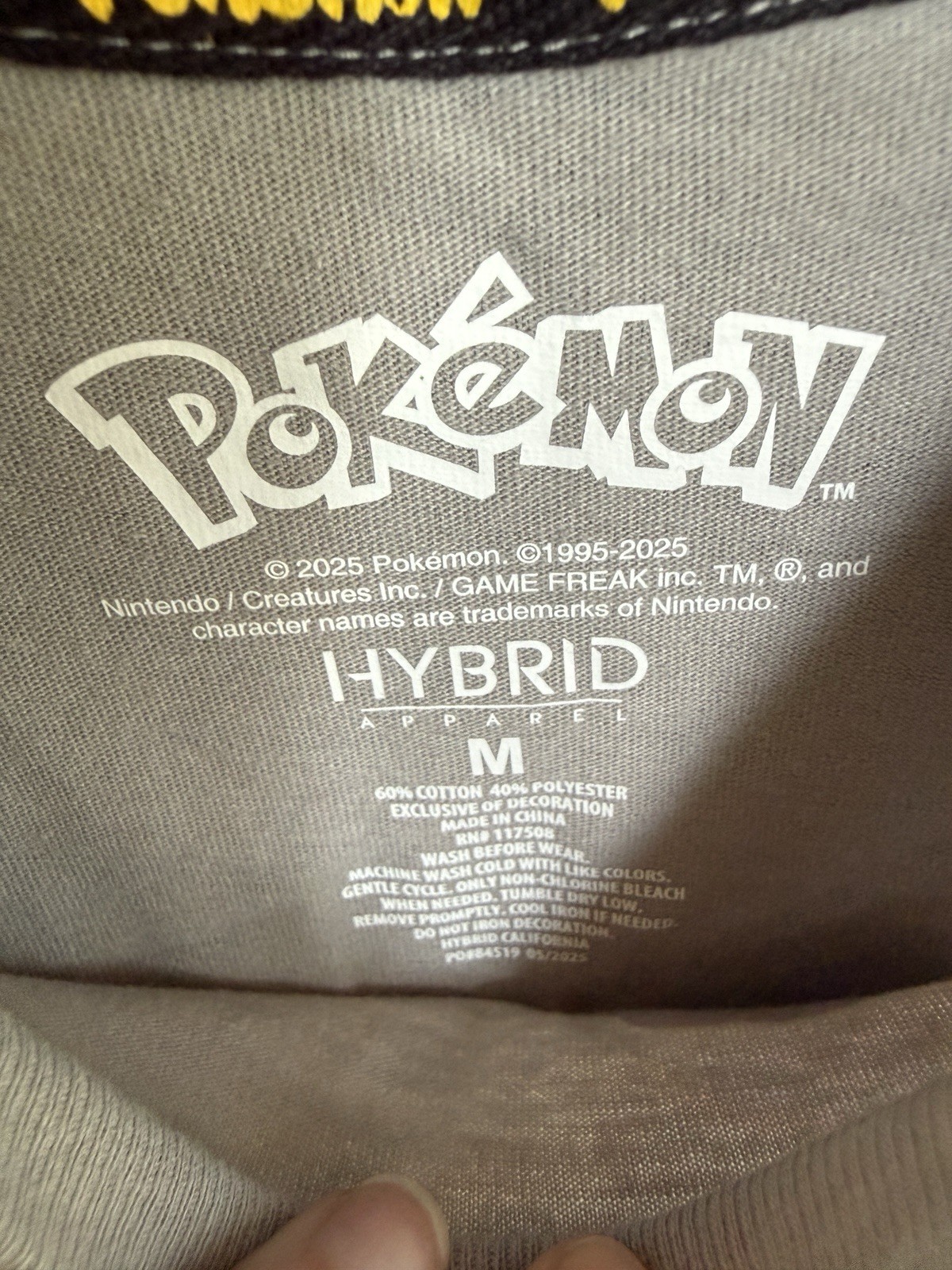 Pokémon Kyogre Rayquaza Groudon Graphic Print T-Shirt Gray/Black Crew Neck M Kid gallery