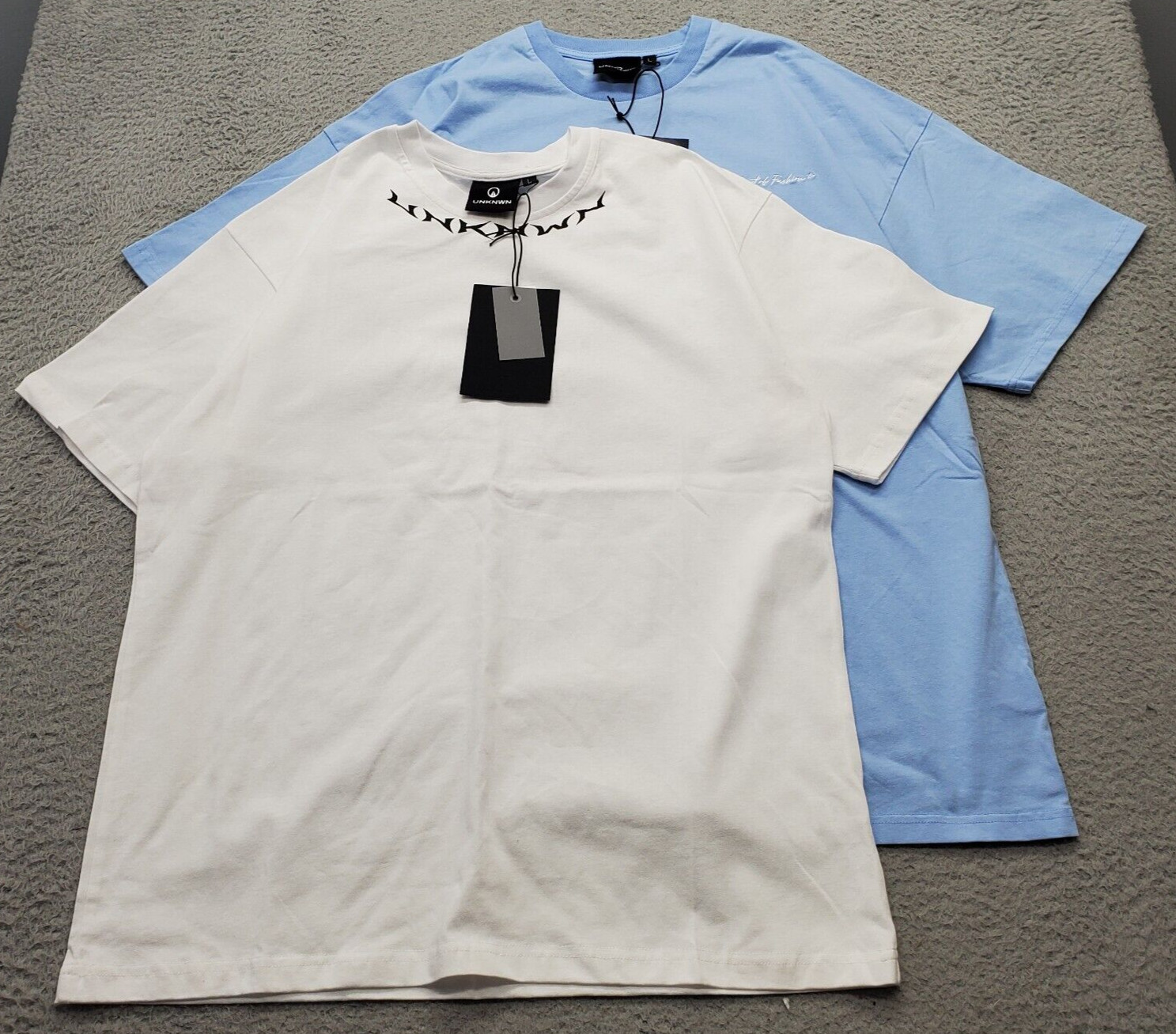 Lot of 2 Unknwn Tee Shirt Men L Multi Short Sleeve Breathable Crew Neck Pullover gallery