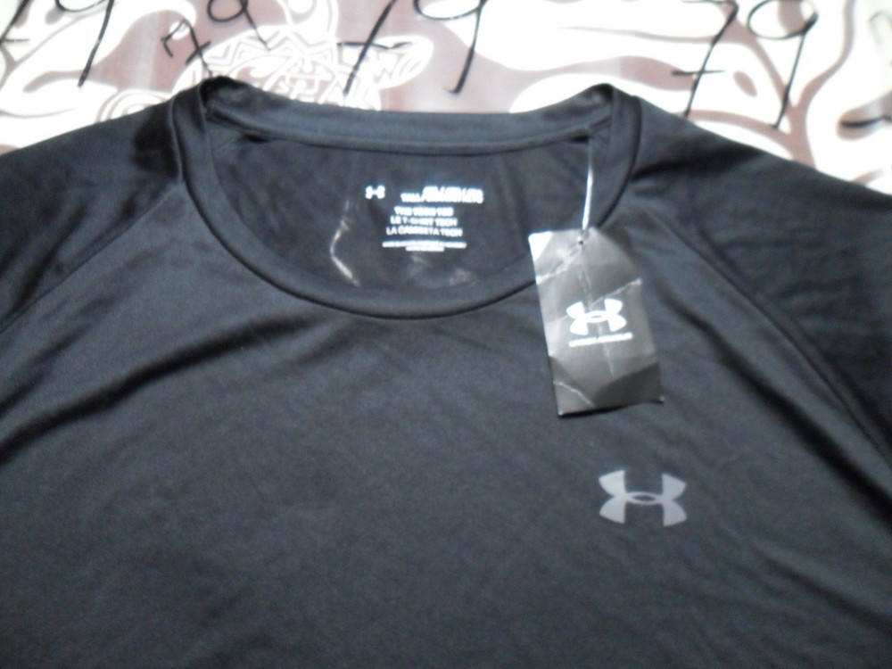 4XL NWT Under Armour 100% Poly black Ultra Light Tech 2.0 Damaged Shirt