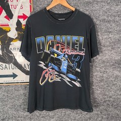 Daniel Ricciardo Formula 1 T Shirt Size Large Faded Black Vintage Style AOP Car
