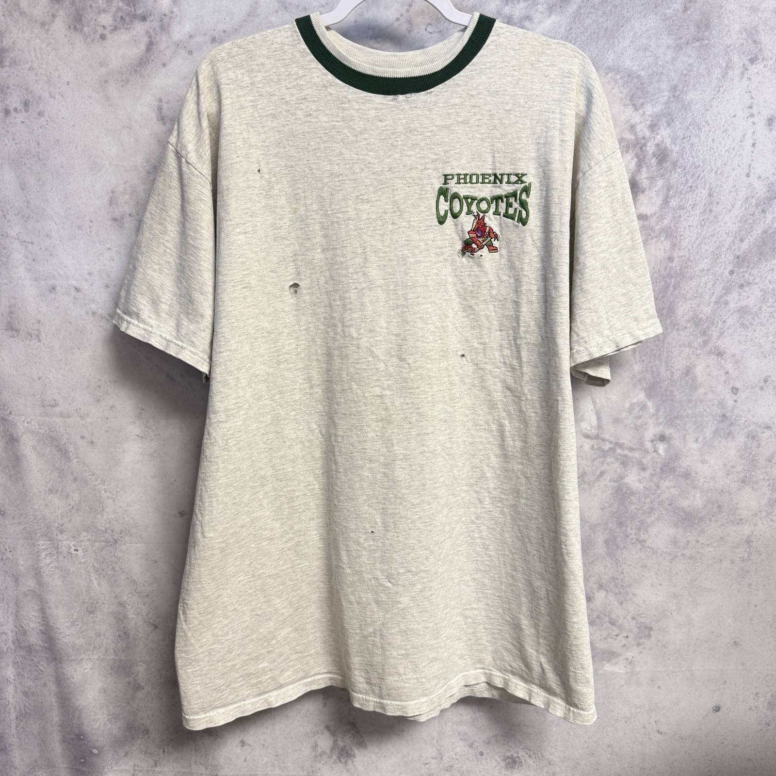 Vintage 90s Phoenix Coyotes T Shirt Mens 2XL Gray NHL Embroidered Legends gallery